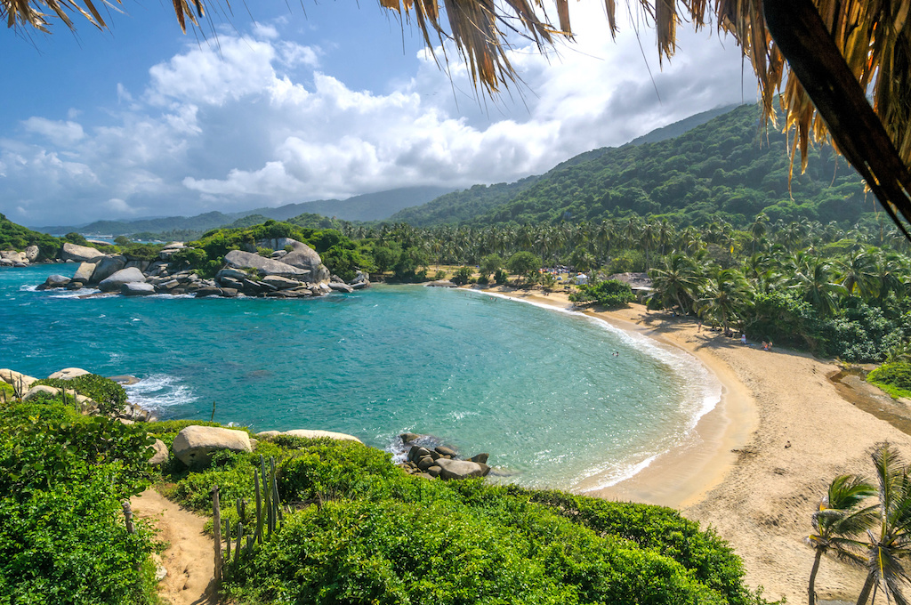 Parque Nacional Tayrona, playa paradisíaca en Colombia